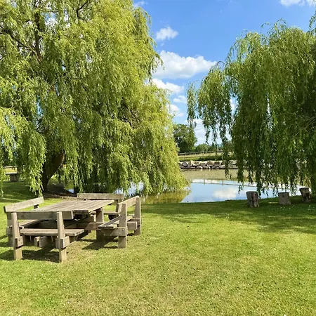 Du Manoir De Berville Saint-Pierre-en-Auge