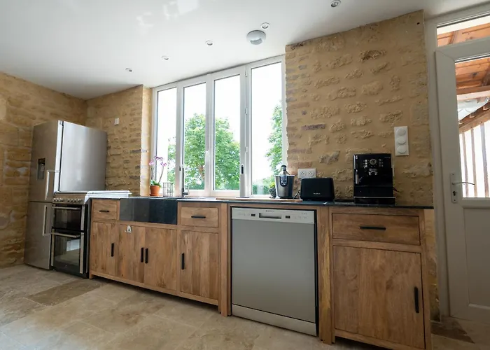 Du Manoir De Berville 4*