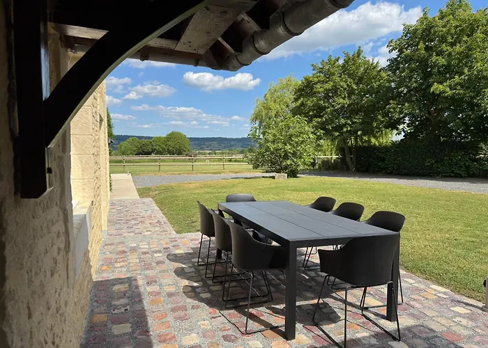 Du Manoir De Berville